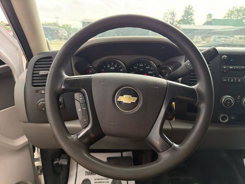 Used 2013 Chevrolet Silverado 3500 4x4 Crew Cab image 9