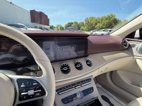 Used 2020 Mercedes-Benz E 450 4MATIC Cabriolet image 25