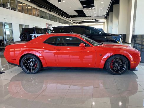 Used 2020 Dodge Challenger SRT Hellcat Redeye image 7