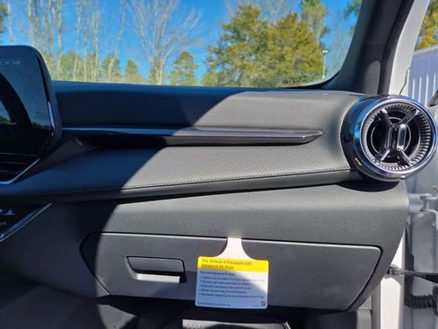 New 2026 Chevrolet Equinox LT w/ Convenience Package II image 44