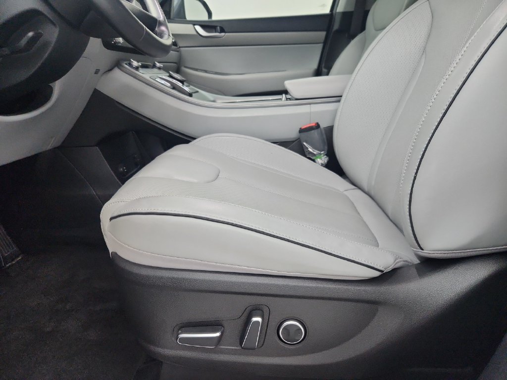 Used 2025 Hyundai Palisade SEL FWD image 22