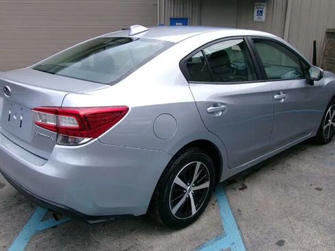 Used 2021 Subaru Impreza 2.0i Premium AWD/4WD image 4