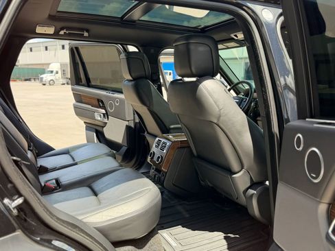 Used 2019 Land Rover Range Rover Long Wheelbase Supercharged AWD/4WD image 23