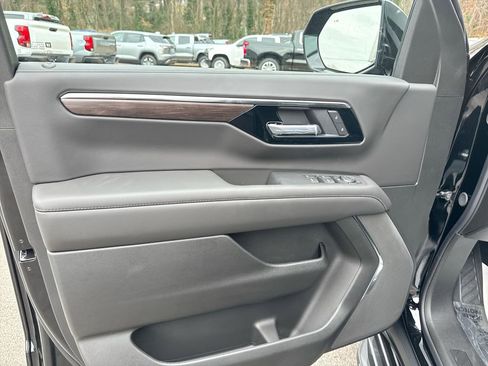 New 2026 Chevrolet Tahoe LS image 15