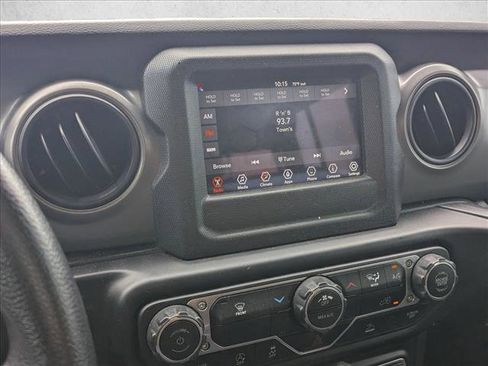 Used 2022 Jeep Wrangler Unlimited Sport AWD/4WD image 10