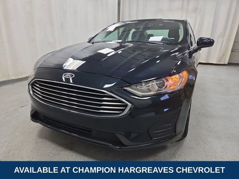 Used 2020 Ford Fusion SE image 39