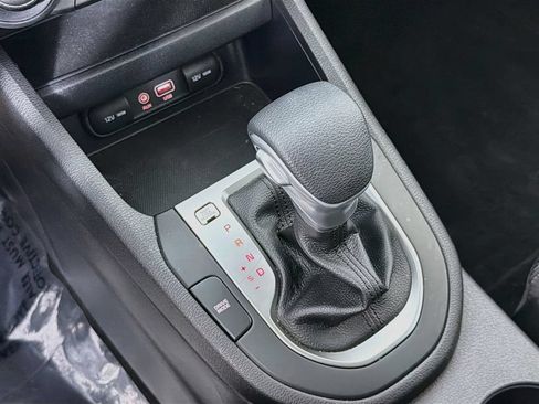 Used 2021 Kia Forte LXS FWD image 16