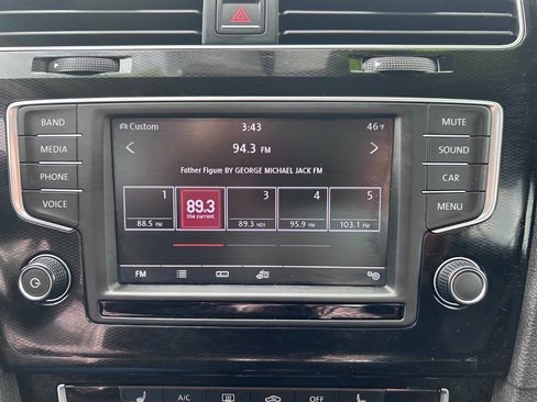 Used 2017 Volkswagen GTI S image 23