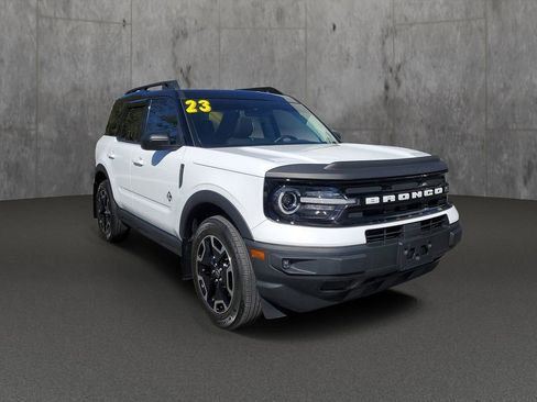 Used 2023 Ford Bronco Sport Outer Banks w/ Tech Package image 33