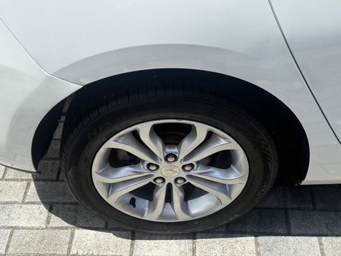 Used 2019 Chevrolet Cruze LT w/ LT True North Edition FWD image 26