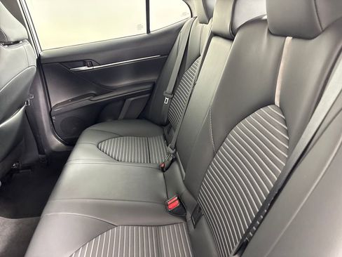 Used 2023 Toyota Camry SE w/ Cold Weather Package image 27