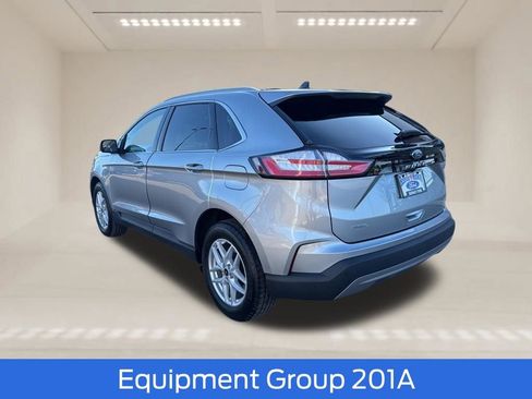 Certified 2023 Ford Edge SEL w/ Convenience Package AWD/4WD image 5