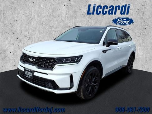 Used 2022 Kia Sorento SX image 3