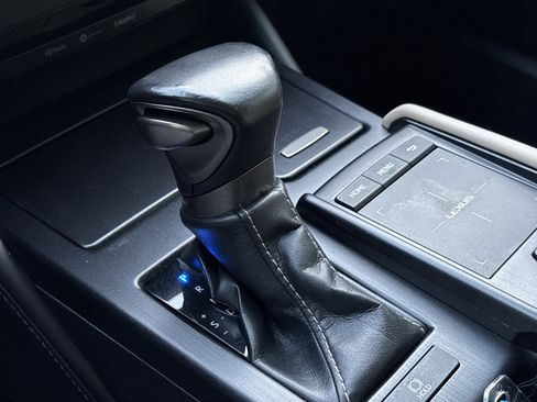 Used 2019 Lexus ES 350 image 25