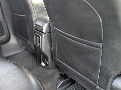 Used 2019 Jeep Compass Latitude w/ Popular Equipment Group image 37