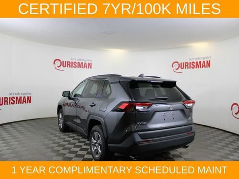 Used 2025 Toyota RAV4 XLE AWD/4WD image 4