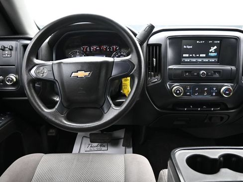 Used 2018 Chevrolet Silverado 1500 Custom w/ Custom Value Package RWD image 14