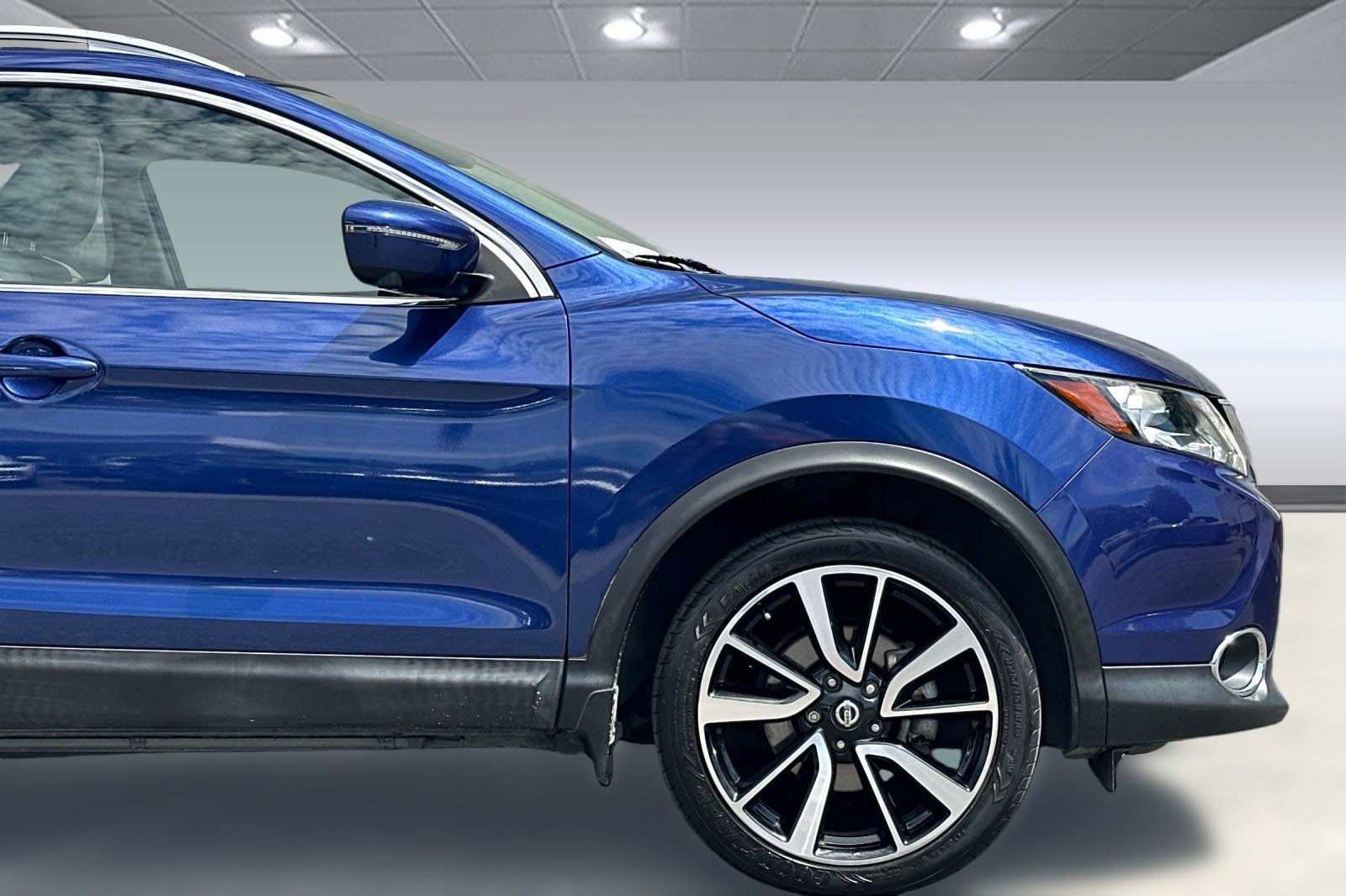 Used 2019 Nissan Rogue Sport SL w/ Premium Package FWD image 36