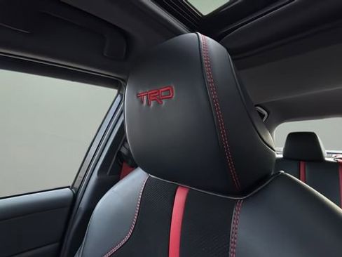 Used 2021 Toyota Avalon TRD image 38