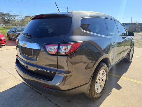 Used 2014 Chevrolet Traverse LT image 6