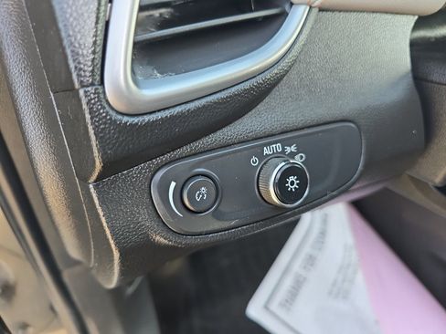 Used 2021 Chevrolet Trax LS w/ Tint and Cruise Package image 21