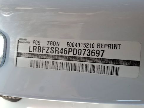 Used 2023 Buick Envision Avenir AWD/4WD image 33