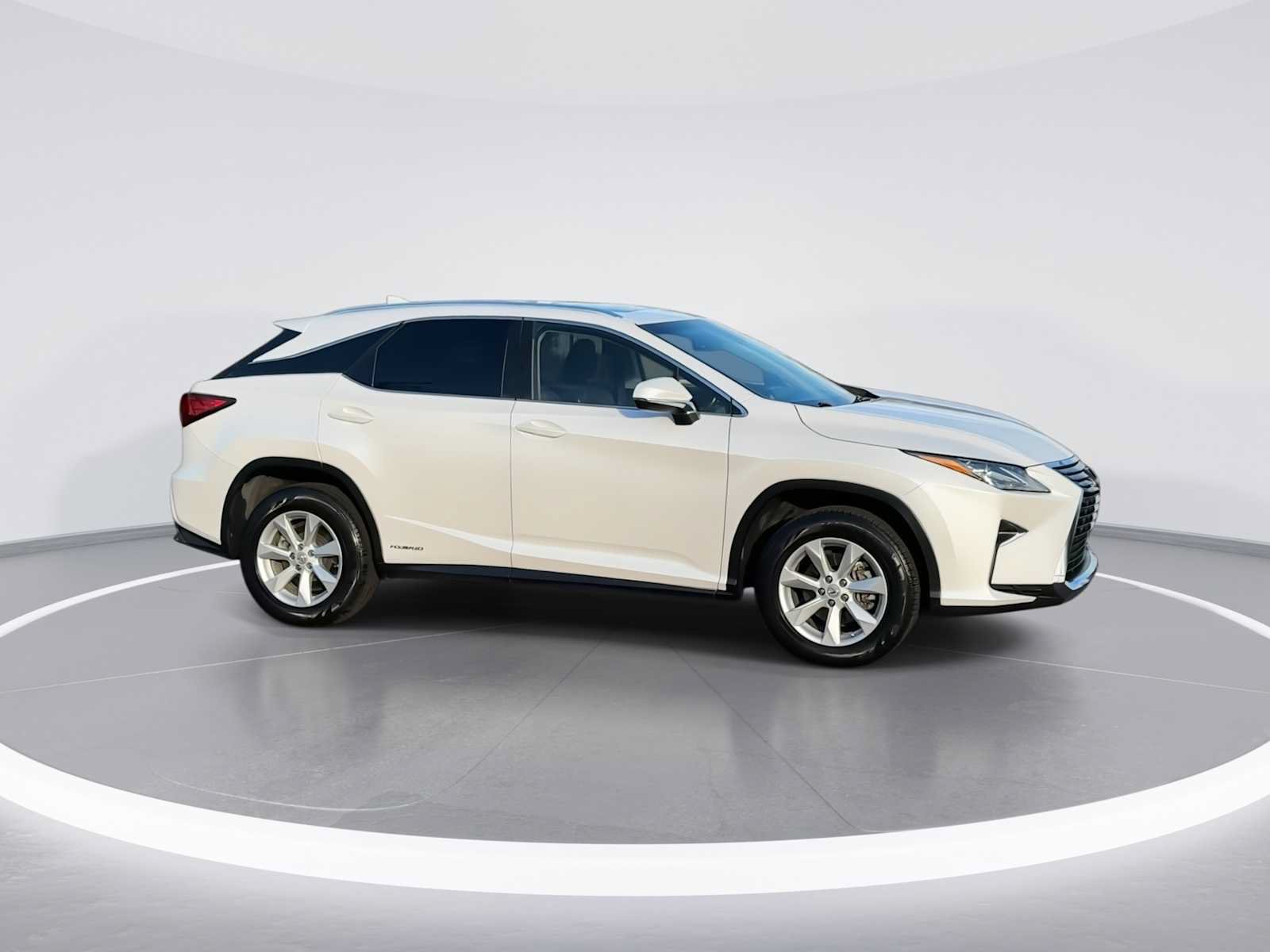 Used 2017 Lexus RX 450h AWD w/ 3500 lbs Tow Prep Package image 9