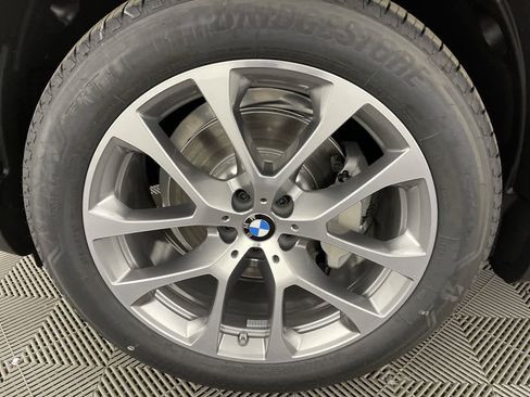 Certified 2023 BMW X5 xDrive40i w/ Premium Package AWD/4WD image 10