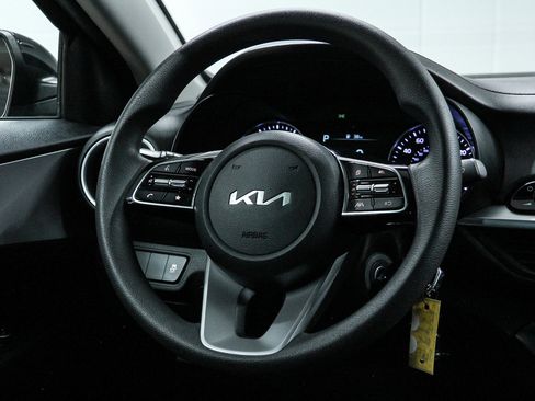 Used 2023 Kia Forte LXS FWD image 15
