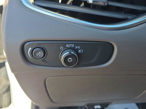 Used 2024 Chevrolet Malibu LT image 12