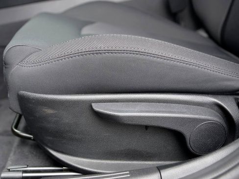 Used 2023 Kia K5 LXS image 16