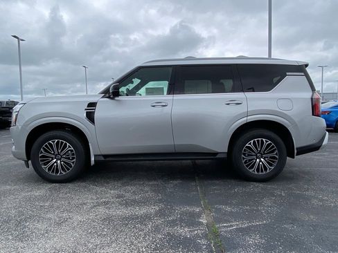 New 2025 Nissan Armada SL w/ Captain's Chari Seat Package image 7