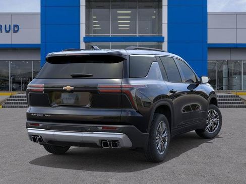 New 2027 Chevrolet Traverse LT w/ Driver Confidence Package AWD/4WD image 4