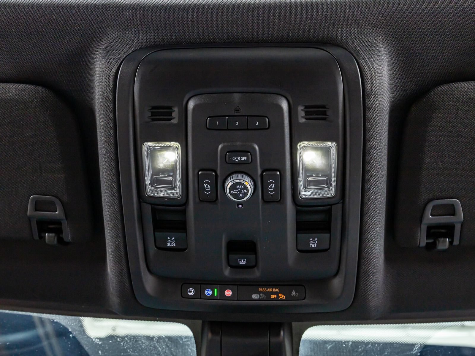 Used 2022 GMC Yukon AT4 AWD/4WD image 25