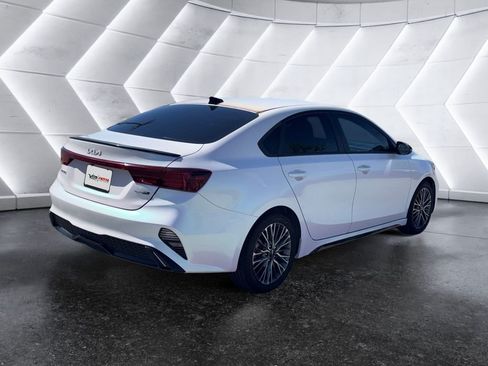 Used 2023 Kia Forte GT-Line FWD image 4