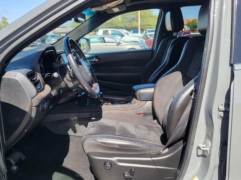 Used 2023 Dodge Durango R/T w/ Hemi Orange Plus Package RWD image 29