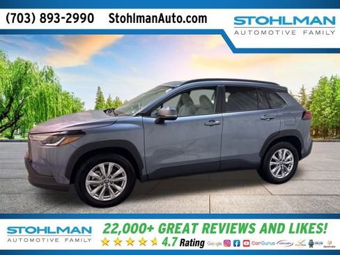 Used 2024 Toyota Corolla Cross LE image 7