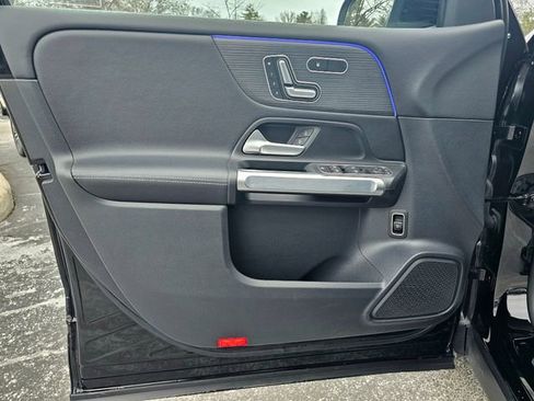Certified 2023 Mercedes-Benz GLB 250 4MATIC image 21