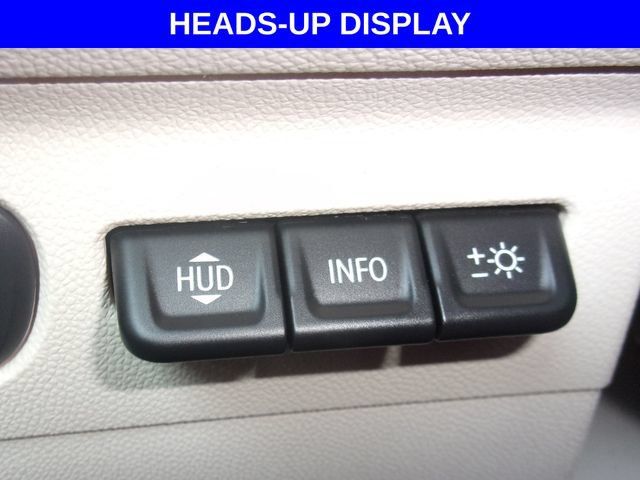 Used 2023 Buick Envision Avenir FWD image 6