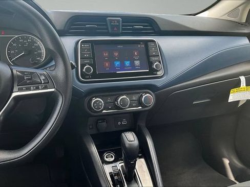 Used 2025 Nissan Versa SV w/ Trunk Package FWD image 9