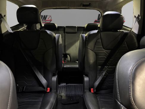 Certified 2022 Kia Telluride SX w/ SX Prestige Package image 19