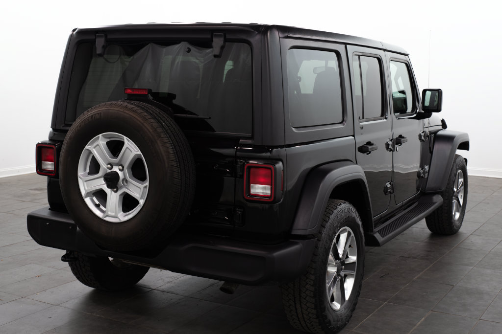 Used 2019 Jeep Wrangler Unlimited Sport S AWD/4WD image 17