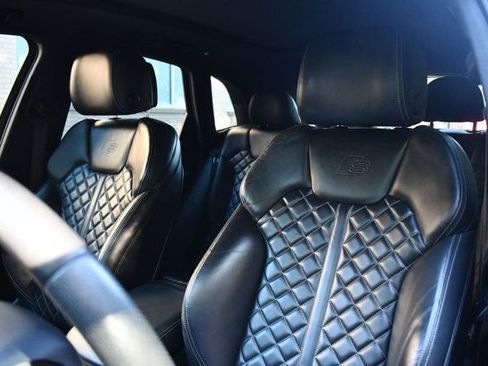 Used 2021 Audi SQ5 Premium Plus w/ Premium Plus Package image 18