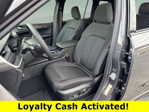 New 2025 Jeep Grand Cherokee Laredo w/ Luxury Tech Group I image 10