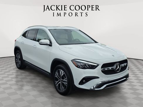 Used 2025 Mercedes-Benz GLA 250 image 3