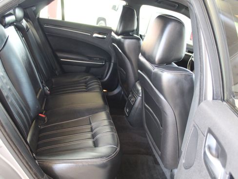 Used 2017 Chrysler 300 S AWD/4WD image 22