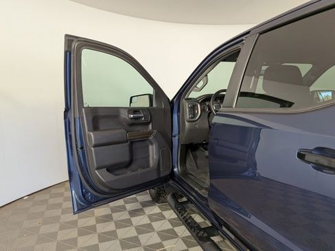 Used 2022 Chevrolet Silverado 1500 LT Trail Boss w/ Bed Protection Package image 12