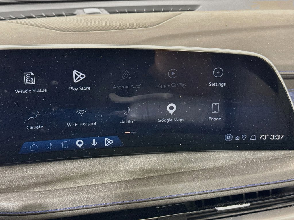 Used 2024 Cadillac XT4 Sport AWD/4WD image 15