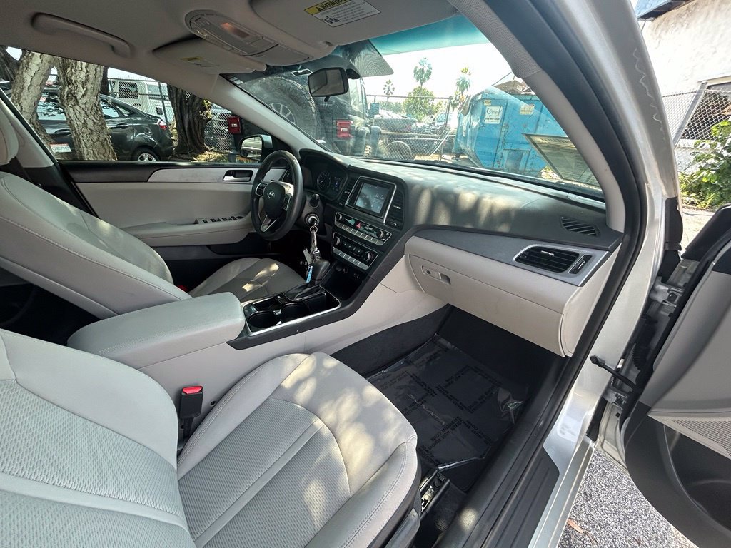 Used 2018 Hyundai Sonata SE FWD image 27