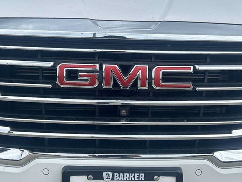Used 2023 GMC Terrain SLT w/ Tech Package AWD/4WD image 31